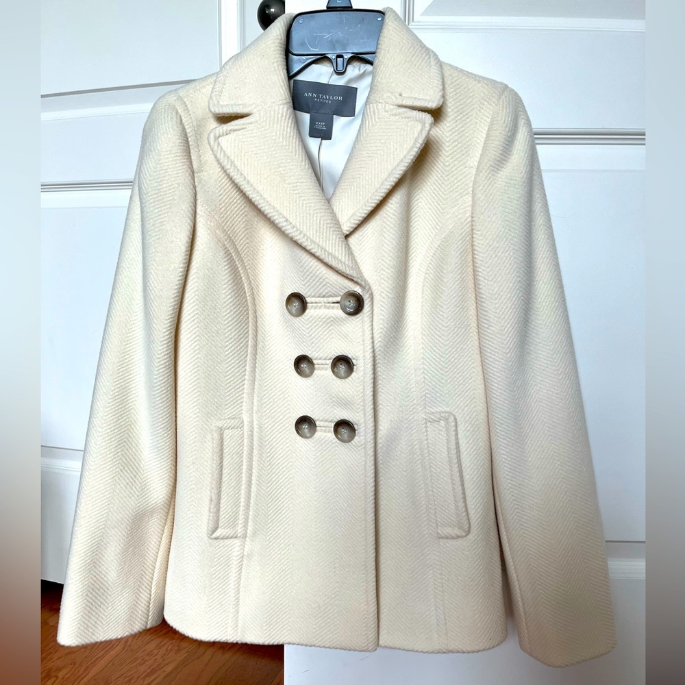 Ann Taylor Women's Cream Coat, Size XXSP, brand new with tags NWT.